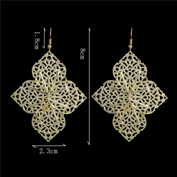 New BOHO filigree silver tone earrings - Picture 5 of 5